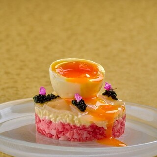 12月1日〜　個室確約　【新宿うしみつ開店記念コース】新宿うしみつの開店を記念したコースです。和牛の蟹いくらユッケドッグ、ホタテとカリフラワーのウフマヨユッケ、厳選ヒレ肉のブリオッシュサンドをご提供。